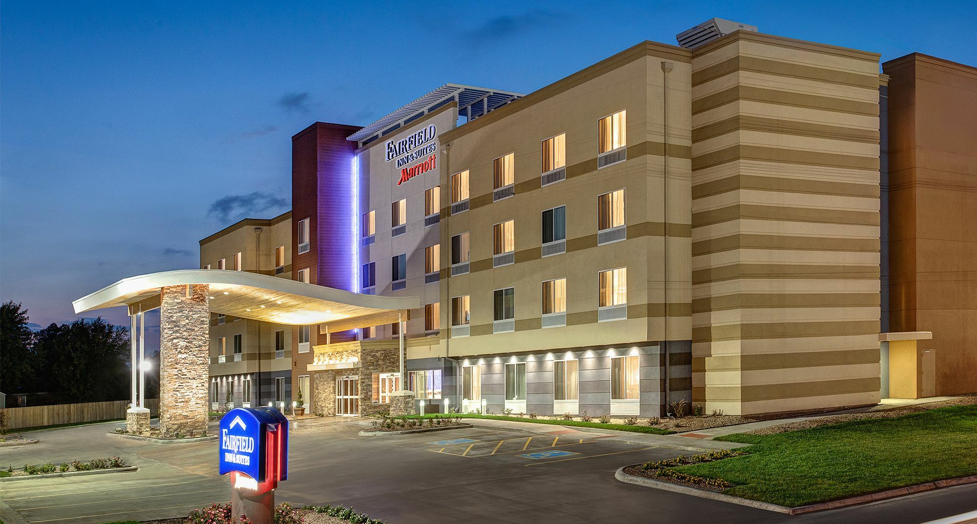 Fairfield Inn & Suites By Marriott Dallas Downtown Exterior foto
